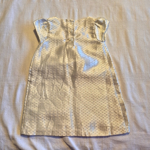Gymboree girls size 2T gold shift style dress with gold bow, NWOT - Picture 3 of 6